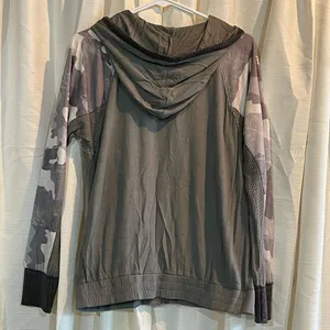 Mystree Camouflage and Mesh Panel Zip-Up Hoodie thumbnail 9