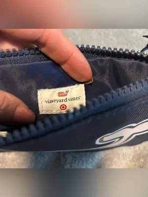 Vineyard Vines Iconic Pink Whale Wristlet thumbnail 4