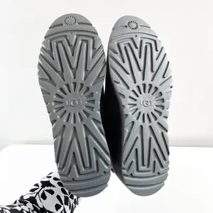 UGG Ankle Shearling Kristin Snow Boots Booties Gray 8.5 thumbnail 5
