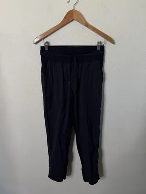 Lululemon Dance Studio Crop *25" Black Womens Size 4 thumbnail 2