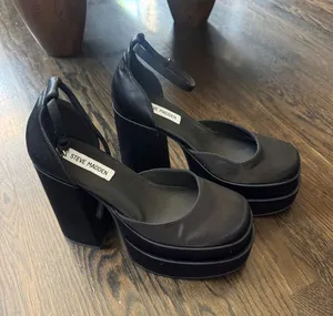 Steve Madden Charlize Heel thumbnail 1