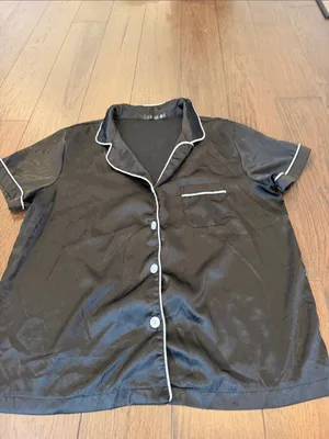 Tart Intimates Women's Black Satin Short PJ Top Size Medium - C27-189 thumbnail 4