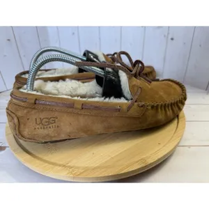 UGG Dakota Women's US 8 Moccasin Slipper Shoe Chestnut Shearling Lined thumbnail 6