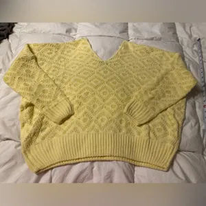 HyFve V-Neck Patterned Long Sleeve Yellow Knit Women's Sweater - Size L thumbnail 5