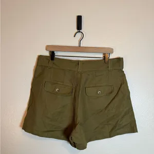 Able Wanda Linen Pleated Shorts‎ Green Size 10 thumbnail 3