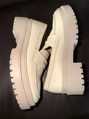 Platform Penny Loafers in Cream Size 8.5 thumbnail 3