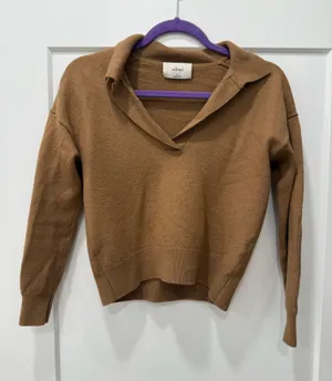 Aritzia Sweater thumbnail 1