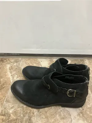 BORN Nolina Black Leather Buckle Booties 6M thumbnail 3