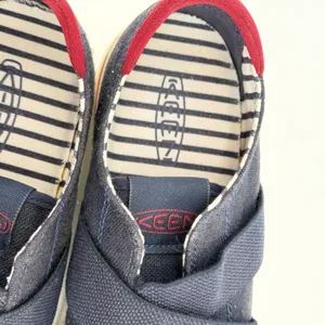KEEN Womens 8 Elsa Gore Canvas Slip On Sneakers Navy Blue Red Stripe 1023165 thumbnail 4