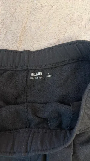 hollister shorts thumbnail 3