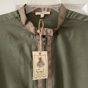 Easel shirt / jacket olive green color very beautiful size L thumbnail 2
