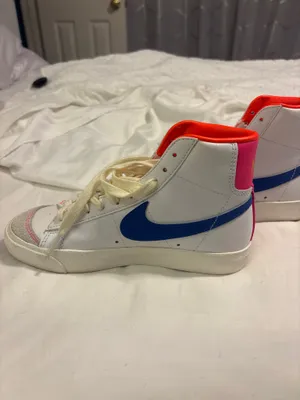 Multicolor Nike blazers thumbnail 3