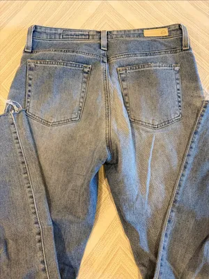 AG Isabelle High Rise Straight Crop Jeans Size 28 Light Wash Distressed Denim thumbnail 5