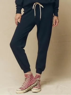 THE GREAT. • The Cropped Sweat Pant in True Navy blue terry knit slouchy jogger thumbnail 5