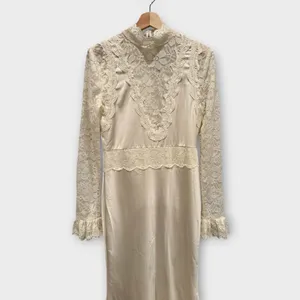 Elliatt Margot Lace Inset Long Sleeve Gown Size Medium thumbnail 9