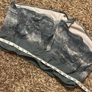 Lululemon Run Time Shorts 2 Size 14 thumbnail 5