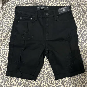 Hollister Men's 9" Slim Black Hollister Men's 9" Slim Black Denim Shorts Size 29 thumbnail 1