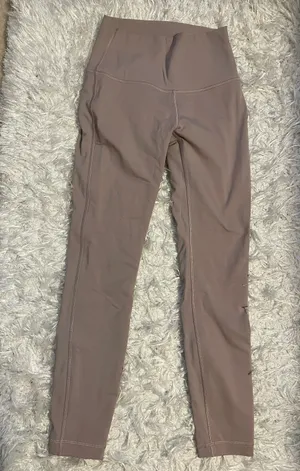 Lululemon Wonder Under Leggings 25” thumbnail 1