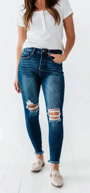 Risen Jeans Womens Size 31/13 Distressed High Rise Straight Leg Raw Hem thrashed thumbnail 1