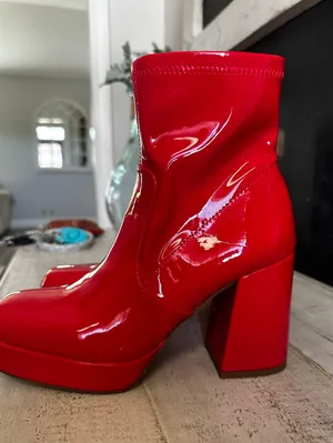 Steve Madden Red Booties thumbnail 5