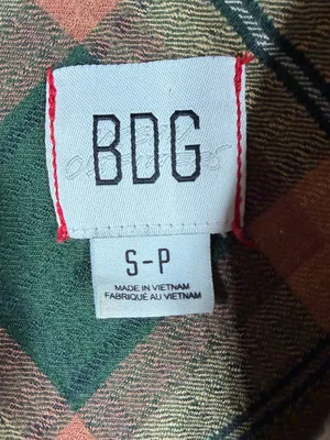 Urban Outfitters BDG‎ Brown Green Plaid Button Down Oversized Flannel thumbnail 3