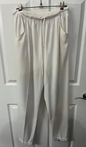 Emerald Club size medium white elastic waist pants thumbnail 1