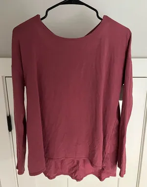 lululemon long sleeve thumbnail 1