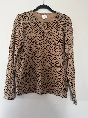 J Crew Leopard Print Lightweight Sweater Medium Tan Neutral Minimalist Office thumbnail 1