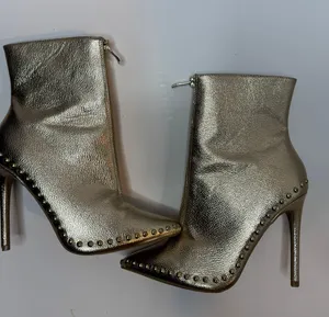 Womens Gold Heeled Boots Size 6.5 thumbnail 1