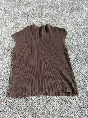 Brown sweater top Size M thumbnail 2