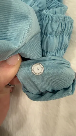 Lululemon Hotty Hot 2.5" thumbnail 3
