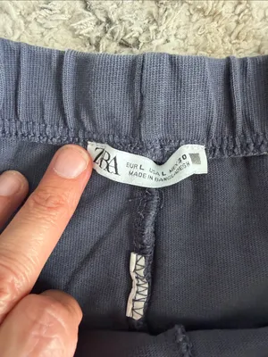 Zara Navy Blue Drawstring Knit Shorts Size Large thumbnail 2