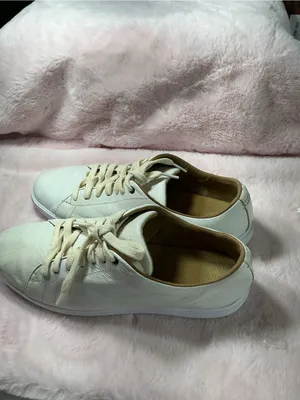 Cole Haan Women's Off-White Leather Sneakers B12 thumbnail 5