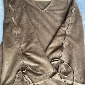 Union of Angels Faux Suede V-Neck Dress Lattice Sleeve Brown Medium thumbnail 5