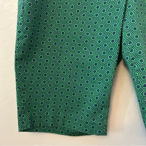 Laundry by Shelli Segal green and navy geometric print Bermuda shorts size 14 thumbnail 9