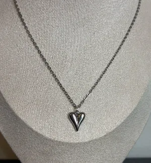 Handmade Silver Heart Necklace thumbnail 2