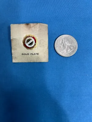 Vintage 1960s gold plated apprentice member international typographical union pin thumbnail 6