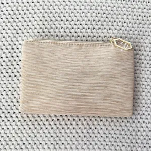 Bvlgari Parfums Beauty Pouch Cream/Gold Lurex Makeup Bag Detachable Tassel NEW thumbnail 5