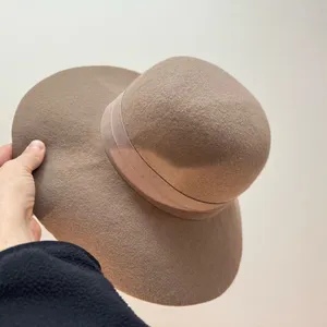 NWT Nine West 100% Wool Felt‎ Taupe Hat One Size thumbnail 3