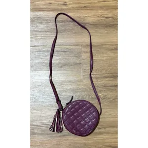 Art Class Womens Round Quilted Crossbody Bag Plum Purple Tassel Circle Purse thumbnail 2