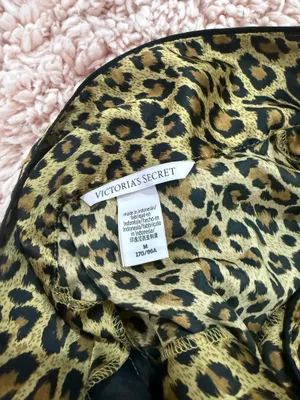 Victoria's Secret Pajama Set thumbnail 3