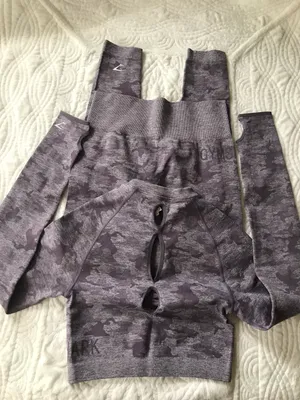 Gymshark Camo Seamless Long Sleeve Crop Top and Leggings thumbnail 7