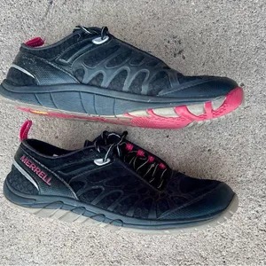 Merrell Crush Glove J57326 Womens Black Pink Hiking Trail Vibram Sneakers SZ7.5 thumbnail 5