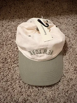 Francesca's Hat thumbnail 2