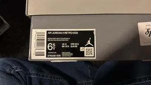 Jordan 11 Retro Cool Grey 2021 GS thumbnail 11