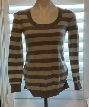 Elegant Striped Scoop Neck Sweater Gray Size XS thumbnail 1
