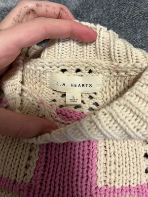 Sweater thumbnail 2