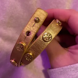 Tory Burch Double-Wrap Logo Stud Bracelet Gold thumbnail 4