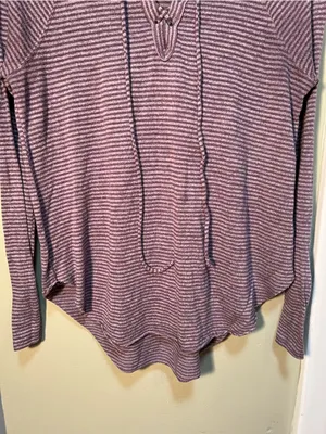 American Eagle Women's Size Medium Soft & Sexy Plush Hoodie Purple Gray‎ Stripes thumbnail 3