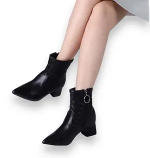Trary quilted pointed toe ankle boot NEW Size 9 Black thumbnail 1